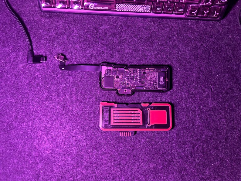 NeoMac - Pocket Mac Compute Stick - Loaded with Mac, Kali, BlackArch - Carbon Computers