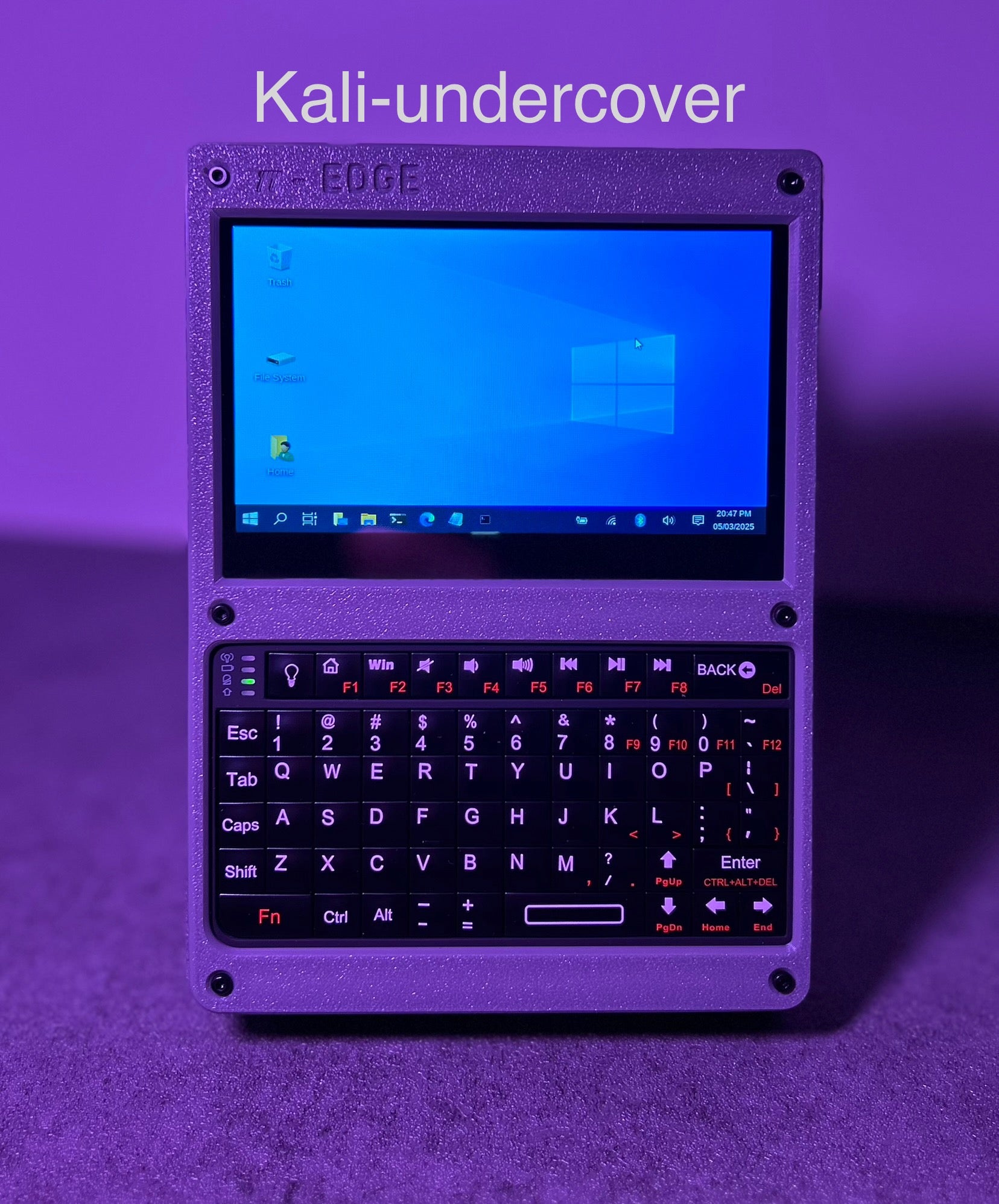 Pi-Edge - Panda - Kali & Windows Handheld - Carbon Computers