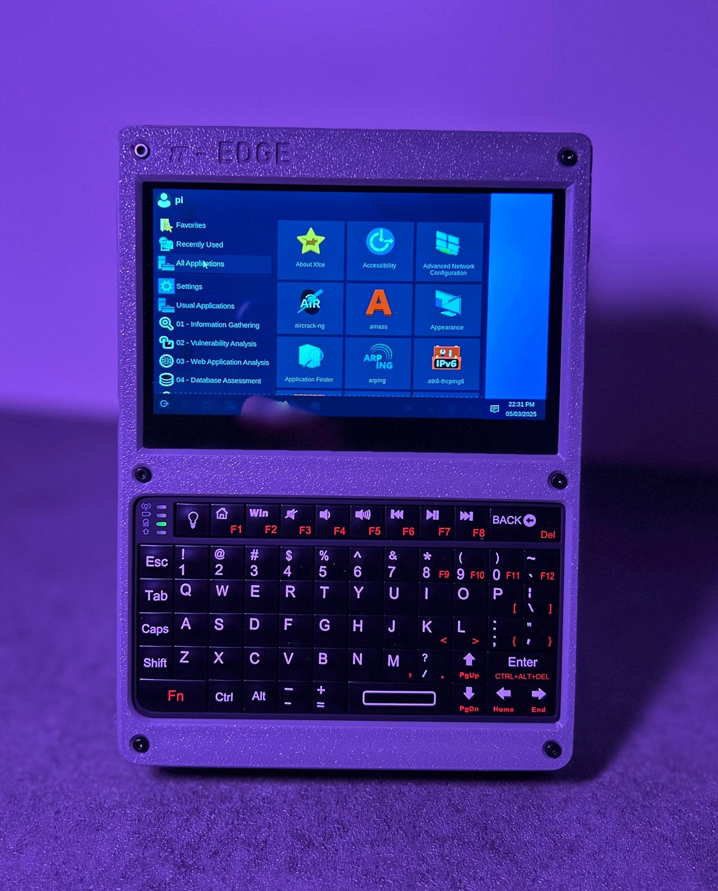 Pi-Edge - Panda - Kali & Windows Handheld - Carbon Computers