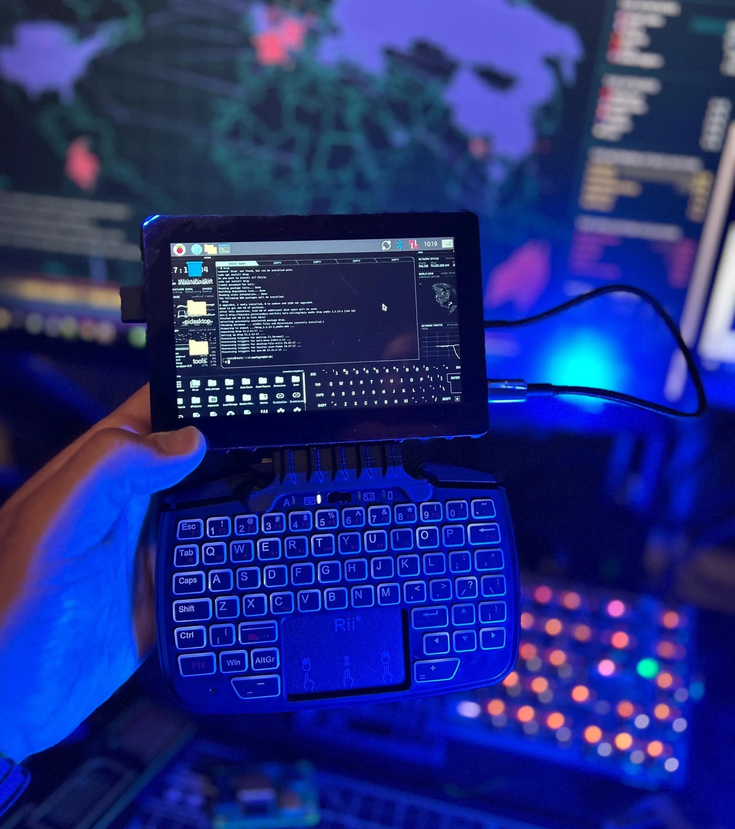 ARCL V - 5" Touch Display powered by RaspberryPi CM4 - Reversible Keyboard/Gamepad
